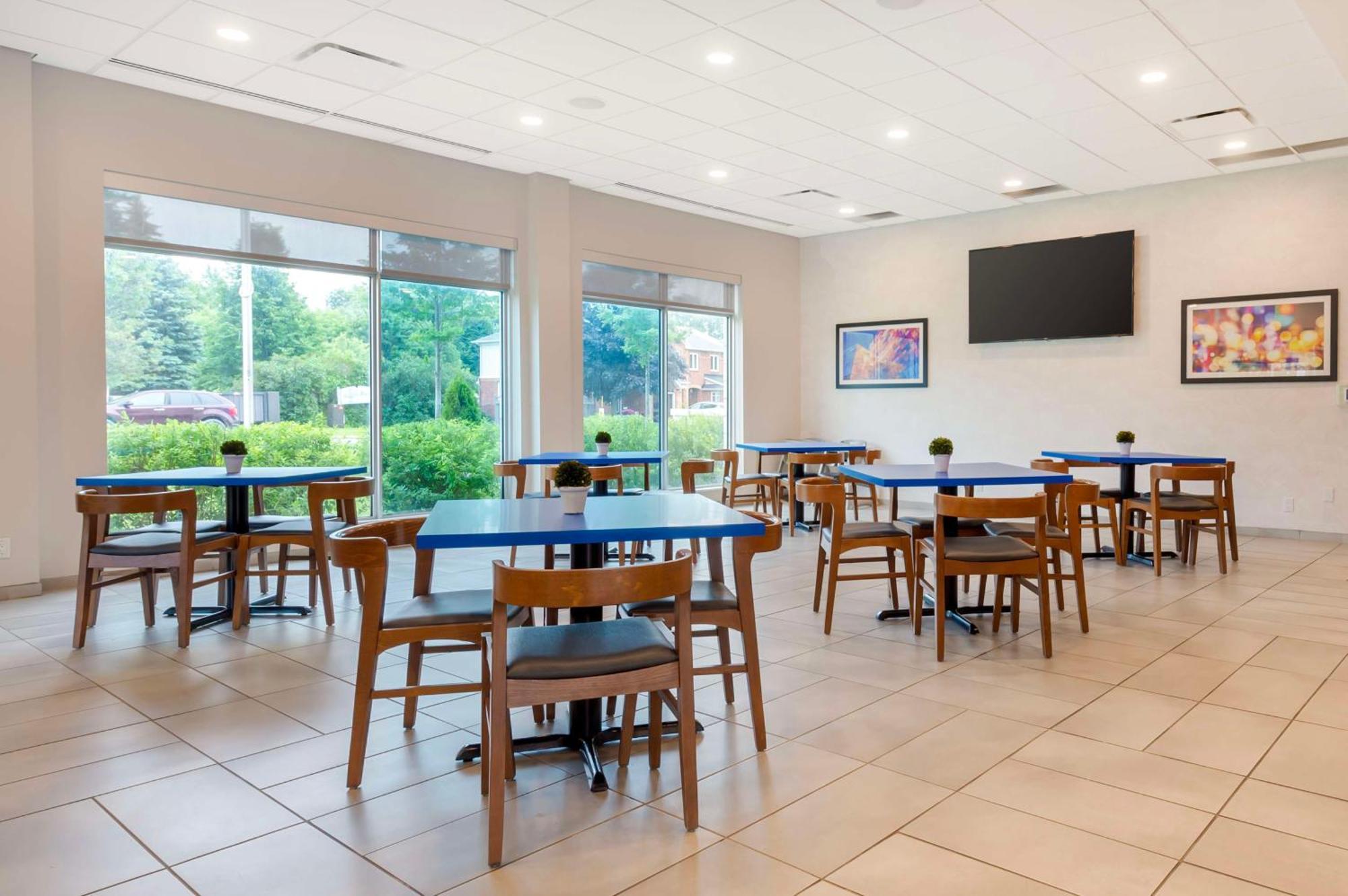Glo Best Western Kanata Ottawa West Exterior foto